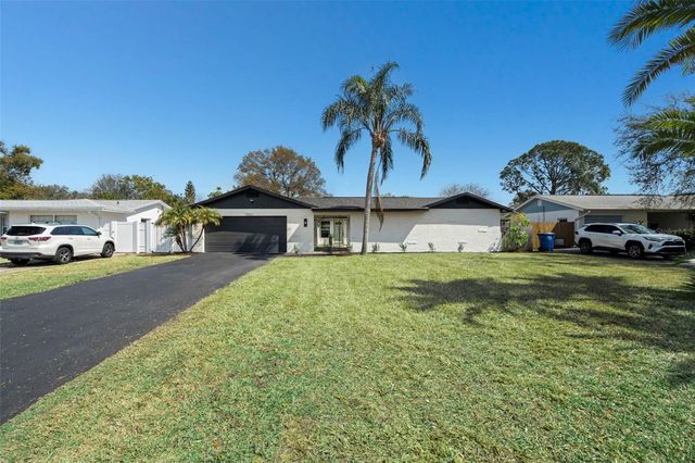 6567 22ND STREET N, St Petersburg, FL 33702