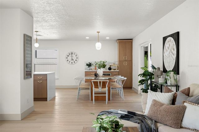 6567 22ND STREET N, St Petersburg, FL 33702