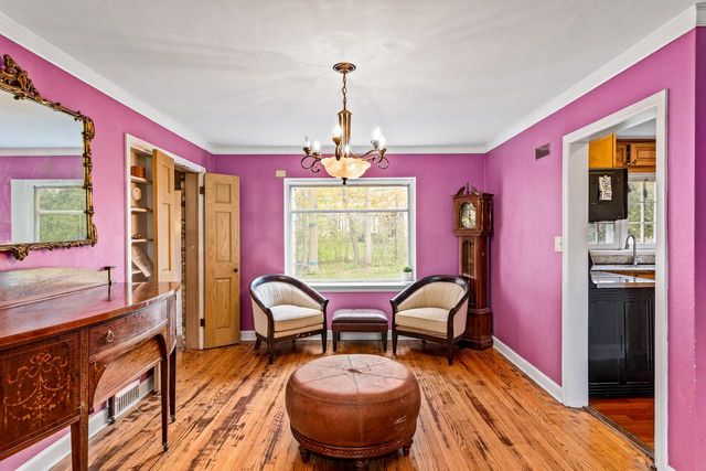 825 Lone Tree ROAD, Elm Grove, WI 53122