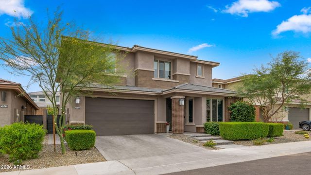 5946 E ABRAHAM Lane, Phoenix, AZ 85054