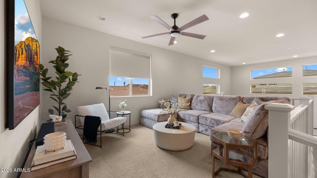 5946 E ABRAHAM Lane, Phoenix, AZ 85054