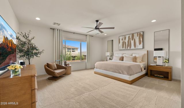 5946 E ABRAHAM Lane, Phoenix, AZ 85054