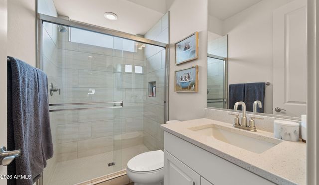5946 E ABRAHAM Lane, Phoenix, AZ 85054