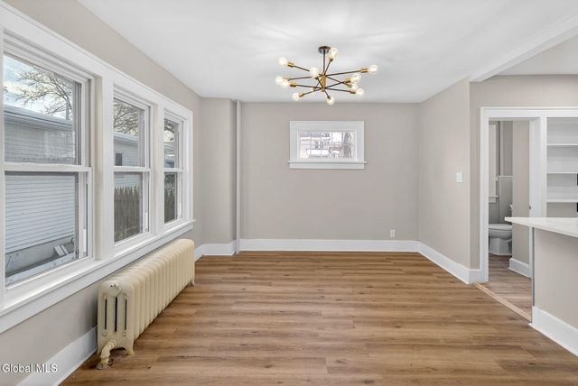 32 Eileen Street, Albany, NY 12203