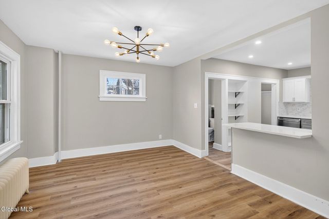 32 Eileen Street, Albany, NY 12203