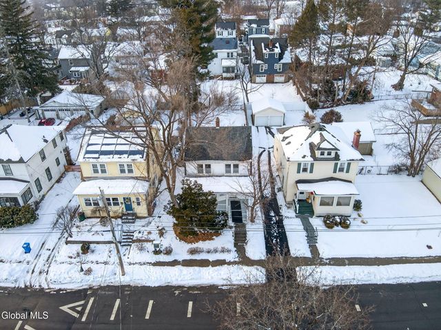 32 Eileen Street, Albany, NY 12203