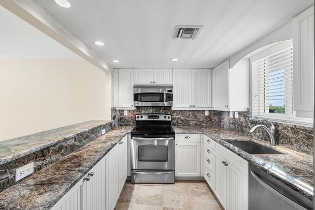2505 S Ocean Boulevard 515, Palm Beach, FL 33480
