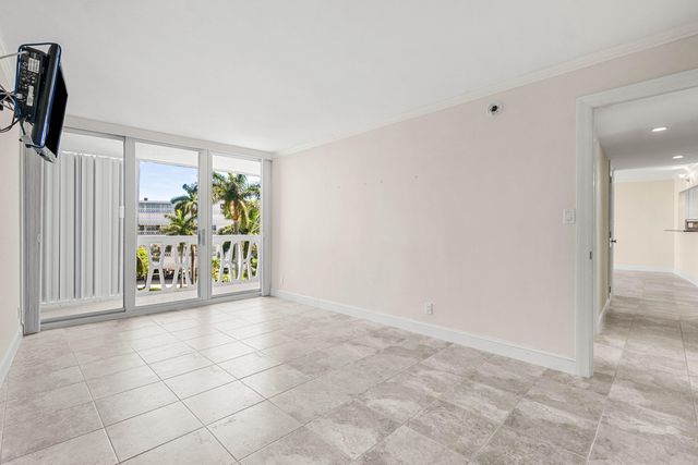 2505 S Ocean Boulevard 515, Palm Beach, FL 33480