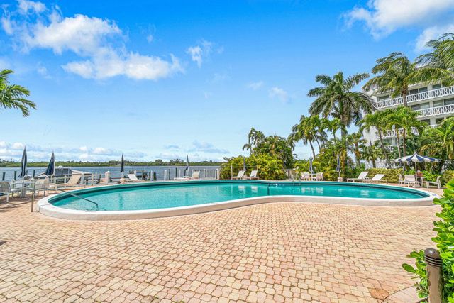 2505 S Ocean Boulevard 515, Palm Beach, FL 33480