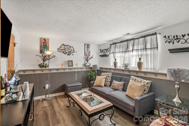 10931 Magenta Lane, Charlotte, NC 28262