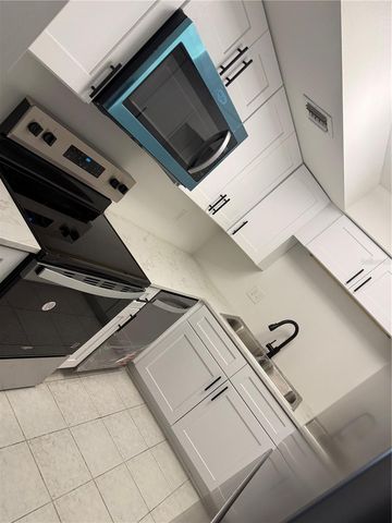 2290 AARON STREET 101, Port Charlotte, FL 33952