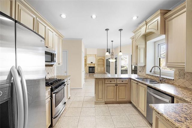 11575 Windbrooke Way, Johns Creek, GA 30005