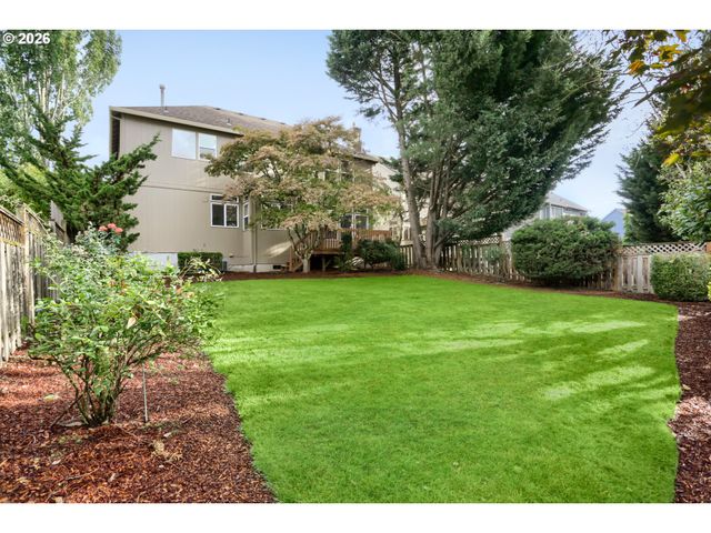 16617 Nw AVONDALE Dr, Beaverton, OR 97006
