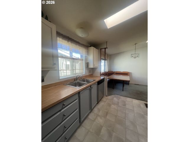 100 RIVER BEND Rd 86, Reedsport, OR 97467