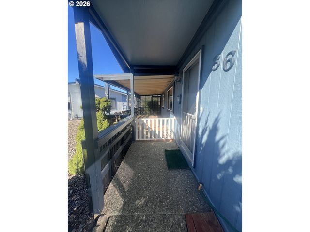 100 RIVER BEND Rd 86, Reedsport, OR 97467