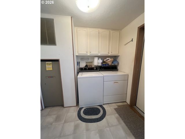 100 RIVER BEND Rd 86, Reedsport, OR 97467