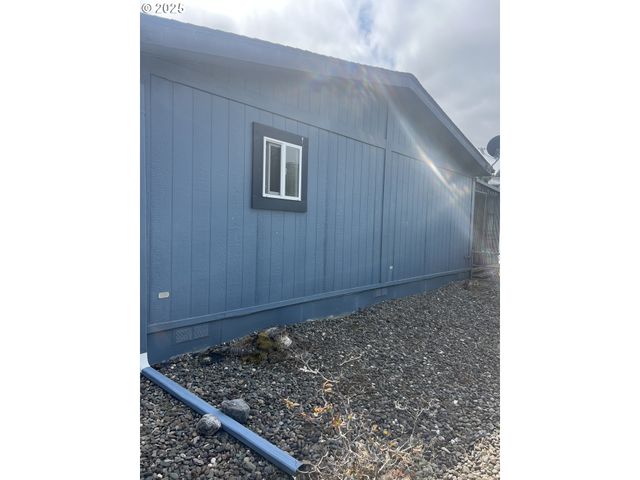 100 RIVER BEND Rd 86, Reedsport, OR 97467