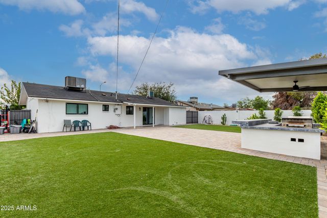 832 E DOLPHIN Avenue, Mesa, AZ 85204