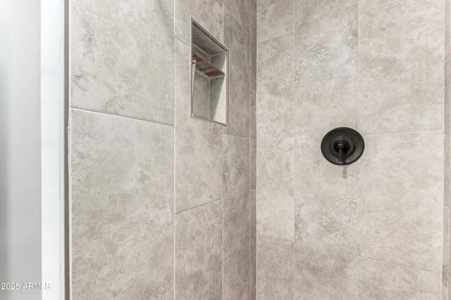 832 E DOLPHIN Avenue, Mesa, AZ 85204