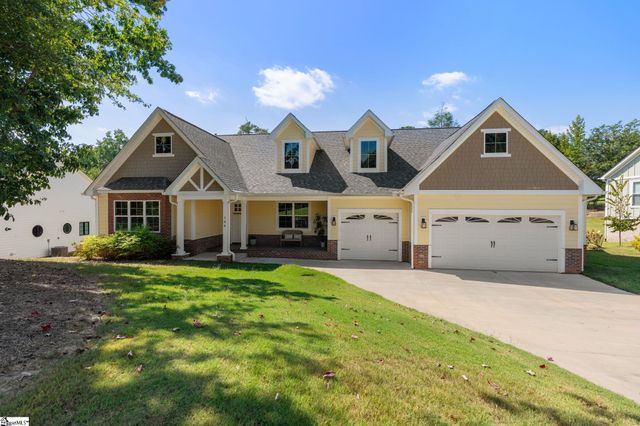 104 Pinelands Place, Travelers Rest, SC 29690