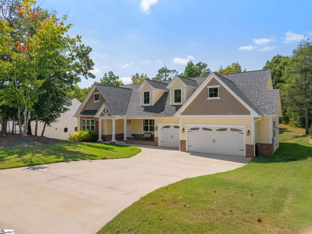 104 Pinelands Place, Travelers Rest, SC 29690