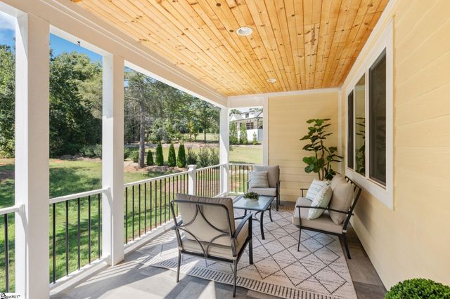 104 Pinelands Place, Travelers Rest, SC 29690