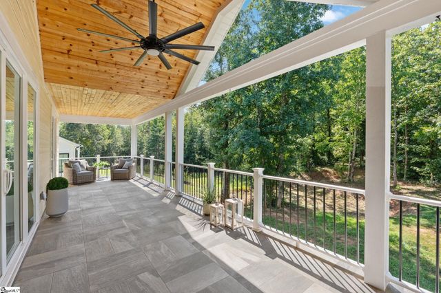 104 Pinelands Place, Travelers Rest, SC 29690