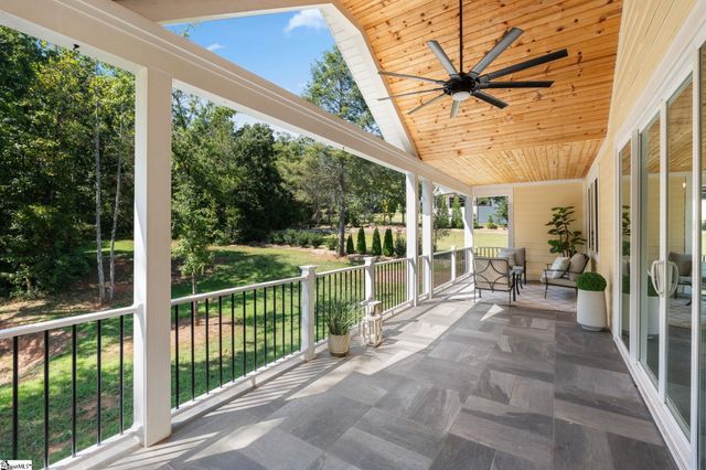 104 Pinelands Place, Travelers Rest, SC 29690
