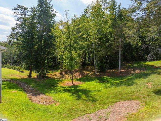 104 Pinelands Place, Travelers Rest, SC 29690