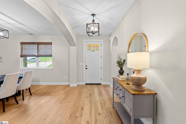 104 Pinelands Place, Travelers Rest, SC 29690