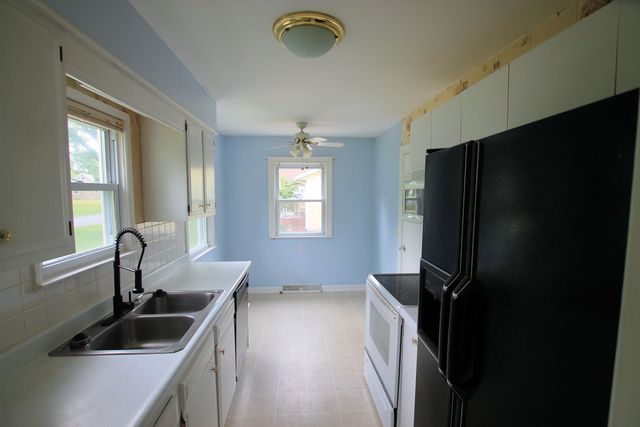 2921 Virginia Avenue, Kalamazoo City, MI 49004