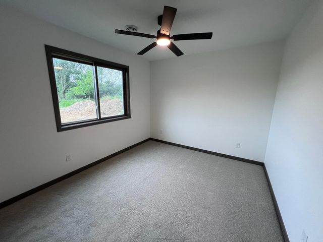 1427 Sunrise Avenue SE, Rochester, MN 55904