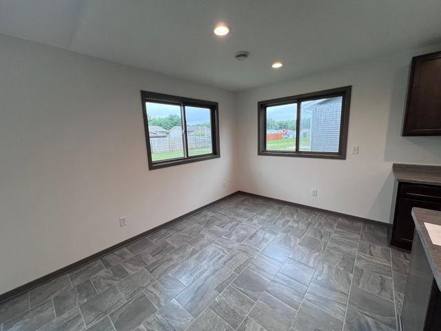 1427 Sunrise Avenue SE, Rochester, MN 55904