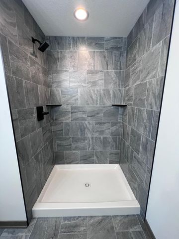 1427 Sunrise Avenue SE, Rochester, MN 55904