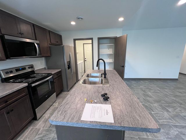 1427 Sunrise Avenue SE, Rochester, MN 55904