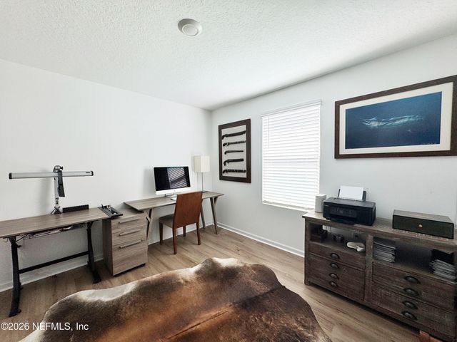 5435 HOLLOW BIRCH Drive, Jacksonville, FL 32219