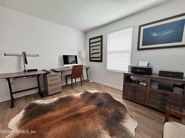 5435 HOLLOW BIRCH Drive, Jacksonville, FL 32219