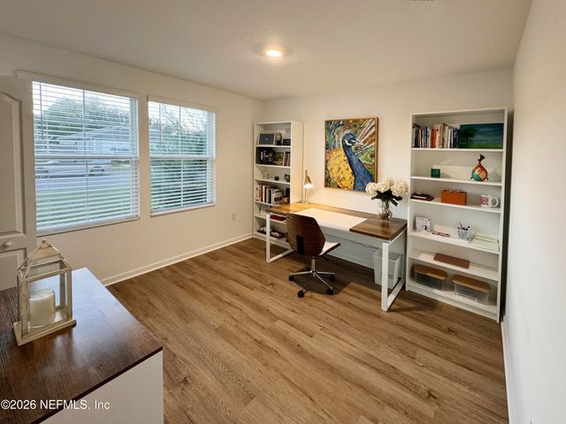 5435 HOLLOW BIRCH Drive, Jacksonville, FL 32219