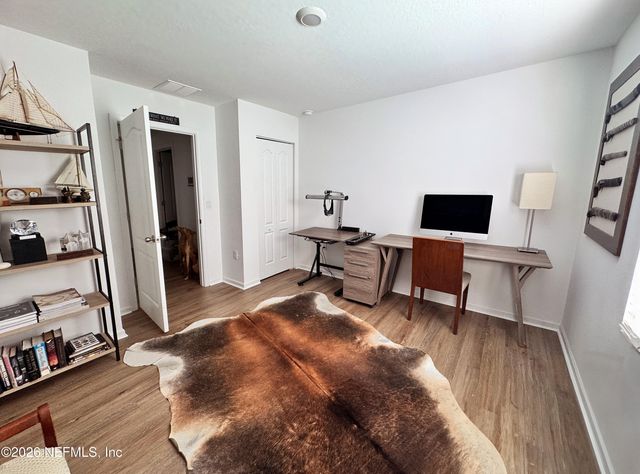 5435 HOLLOW BIRCH Drive, Jacksonville, FL 32219