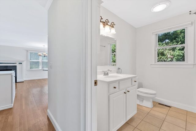9 Elaine Road, Barnstable, MA 02601