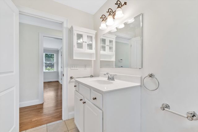 9 Elaine Road, Barnstable, MA 02601