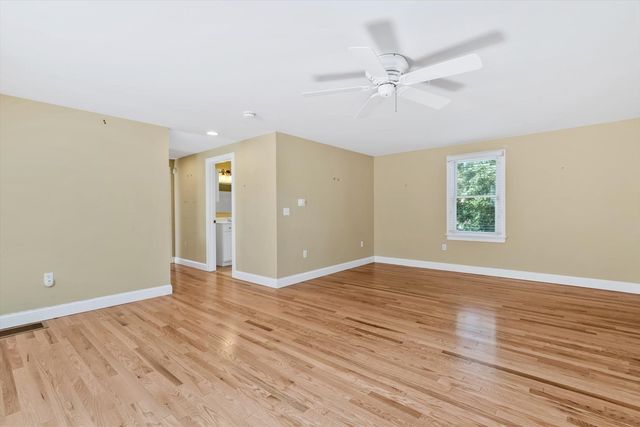 9 Elaine Road, Barnstable, MA 02601