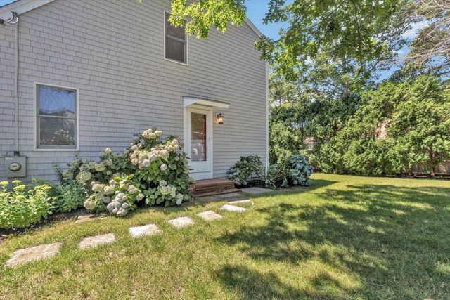9 Elaine Road, Barnstable, MA 02601