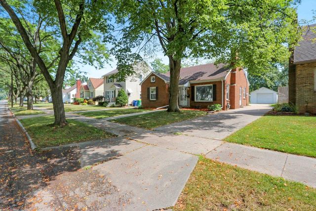 1139 14TH AVENUE, Green Bay, WI 54304