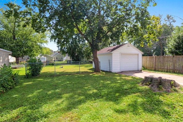 1139 14TH AVENUE, Green Bay, WI 54304