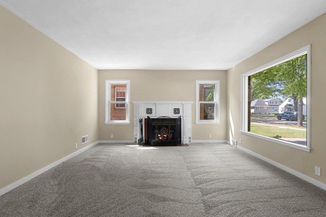 1139 14TH AVENUE, Green Bay, WI 54304