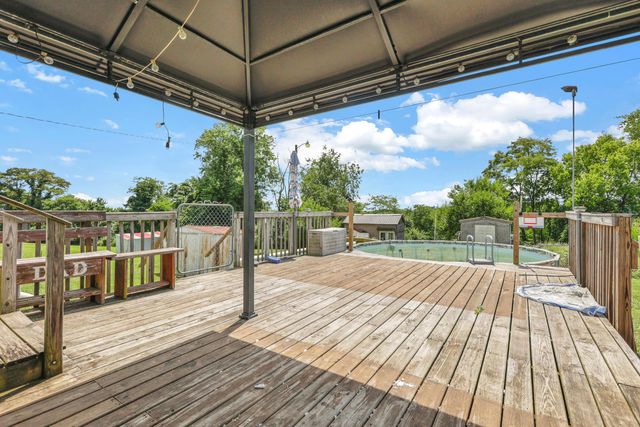 8818 National Road SE, Thornville, OH 43076