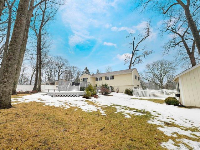 5 Indian Drive, West Nyack, NY 10994