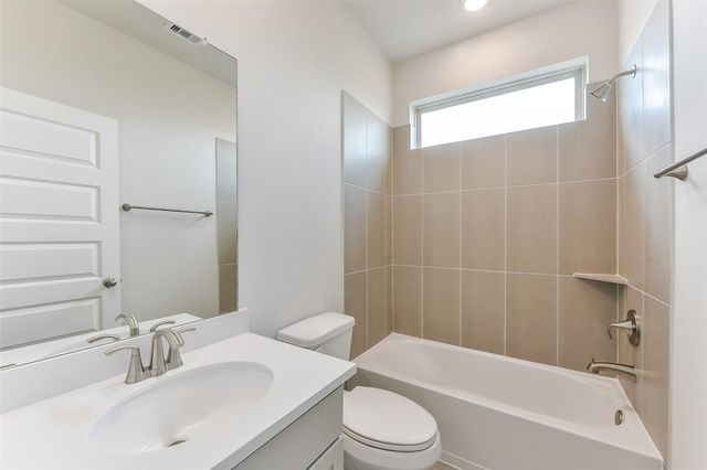 3516 Mount Scenery Lane, Dayton, TX 77535