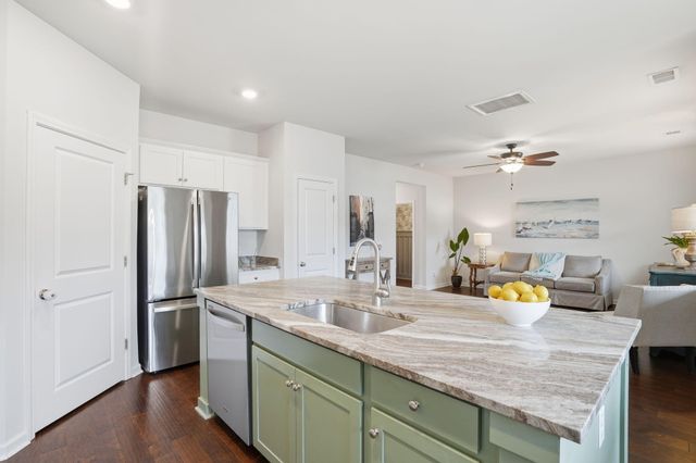 3822 Sawmill Court, Mount Pleasant, SC 29429